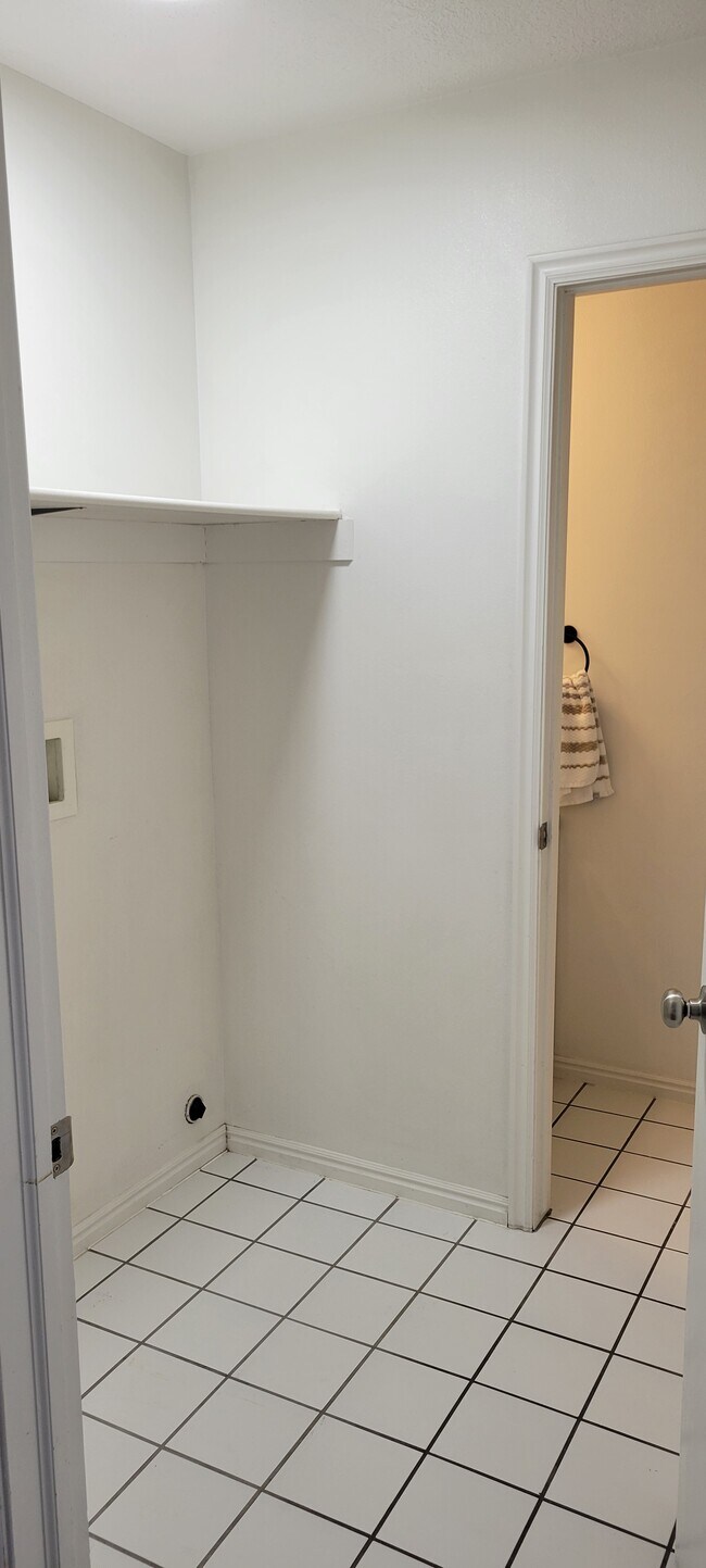 Foto del edificio - 545 W 600 N