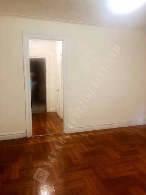 Primary Photo - 200 Dyckman St