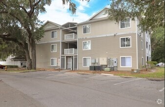 Building Photo - 4000 SW 23rd St