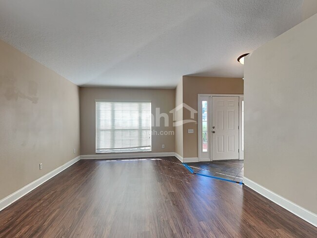 Building Photo - 10412 Soaring Eagle Drive