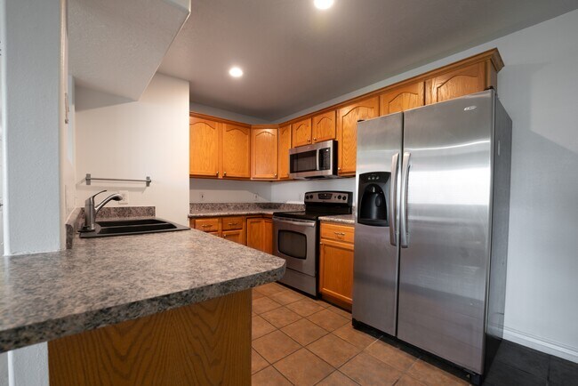 Building Photo - 125 S 1050 W