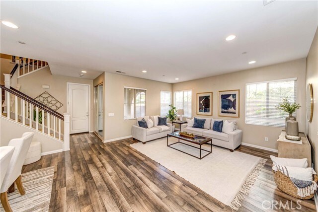 Building Photo - 29 Canoe