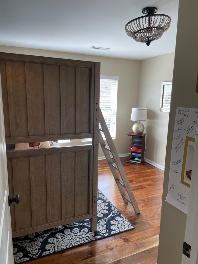 Building Photo - 19029 Park Terrace Ln