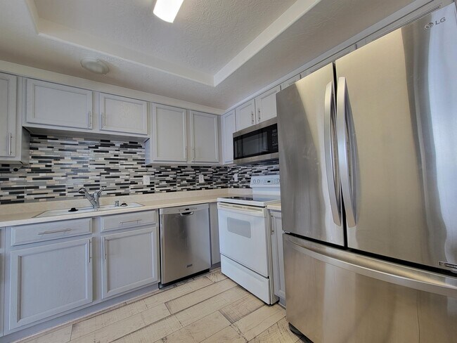 Building Photo - 14264 Daisyfield Dr