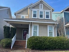 Building Photo - 233 Millbrook Dr