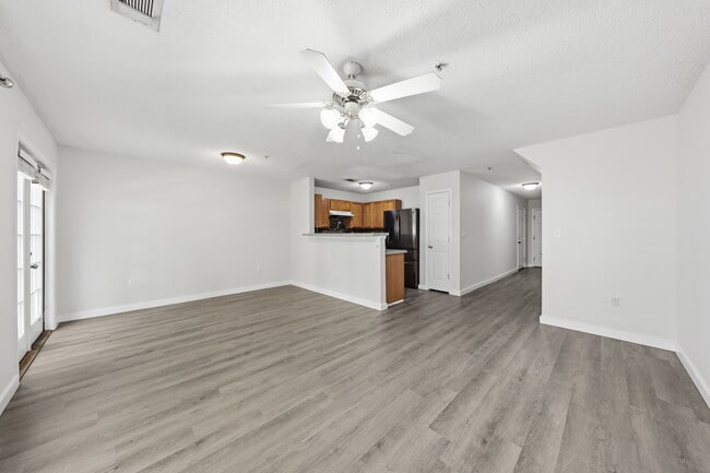 Building Photo - 345 Crooked Pine Trl