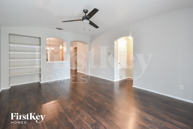 Foto del edificio - 9407 Raton Falls