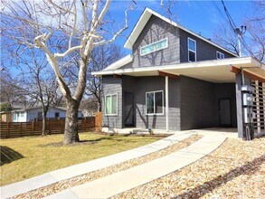 Building Photo - 602 W Odell St