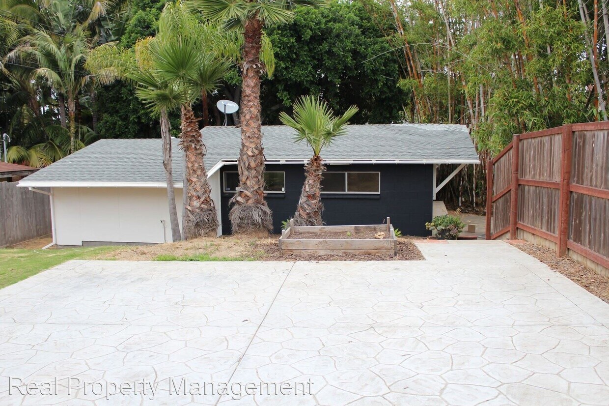 Foto principal - 856 Capri Rd