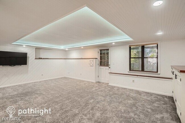 Building Photo - 4 br, 3 bath House - 5200 Forest Mist Driv...