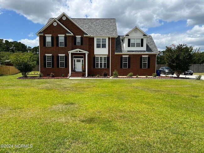Building Photo - 102 Drayton Hall