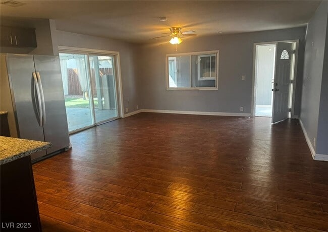 Building Photo - 4044 Pepe Cir