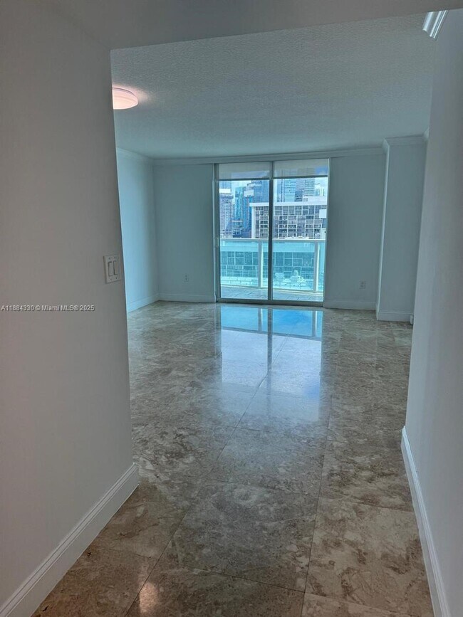 Foto del edificio - 2101 Brickell Ave