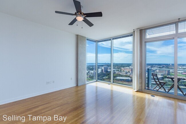 Foto del edificio - 777 N Ashley Dr