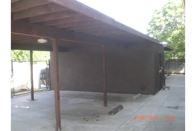 Foto del edificio - 302 S Chestnut Ave