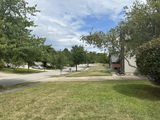 Building Photo - 969 Ridgebrook Rd
