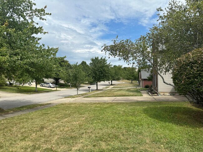 Foto del edificio - 969 Ridgebrook Rd