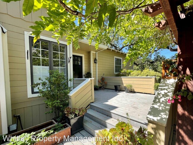 Foto del edificio - 3 br, 2 bath House - 446 Myrtle Street