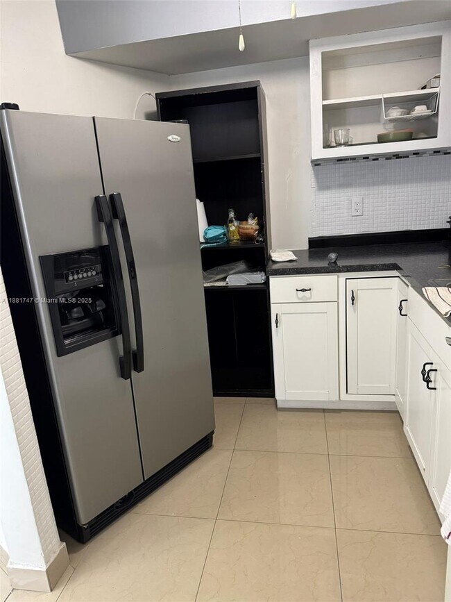 Foto del edificio - 1701 NE Miami Gardens Dr