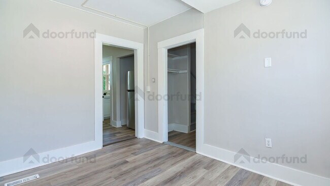 Foto del edificio - 11 Pleasant St