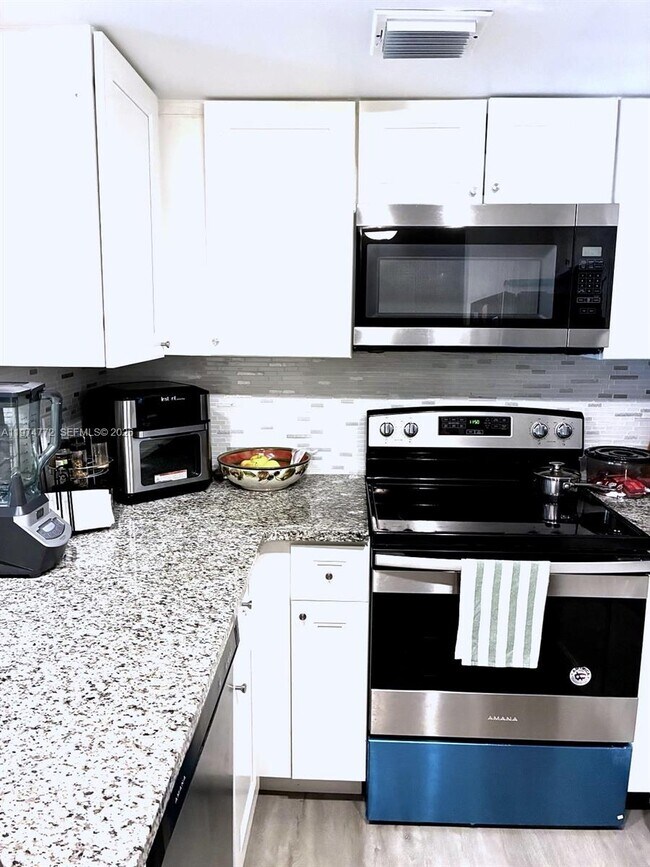 Foto del edificio - 2024 Champions Way