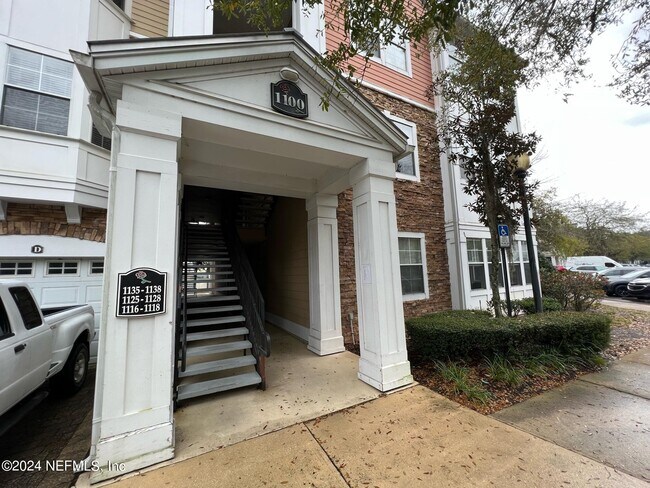 Foto del edificio - 8550 Touchton Rd