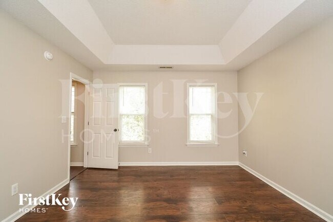 Foto del edificio - 2316 Sapphire Valley Dr