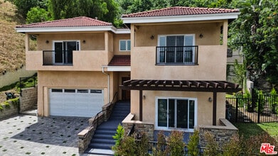 Building Photo - 1630 Bridgeport Dr