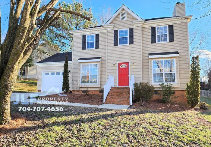 Primary Photo - Beautiful 3/2.5 Home in Great Concord Loca...