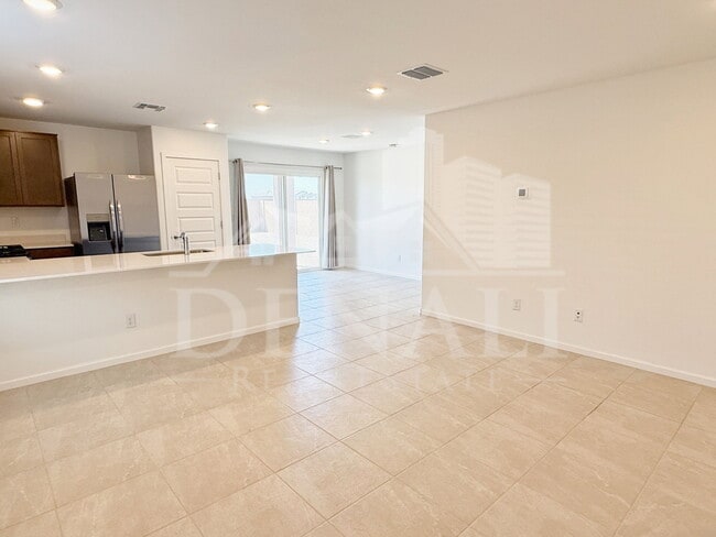 Building Photo - 32300 N Hermon Rd