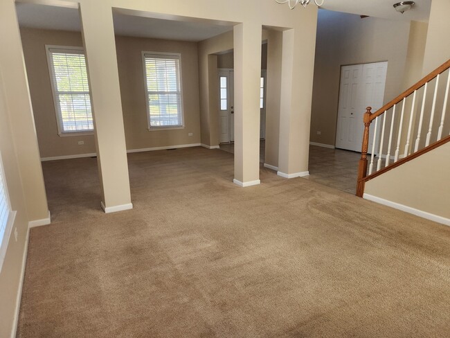 Foto del edificio - 8100 Shady Oak Rd