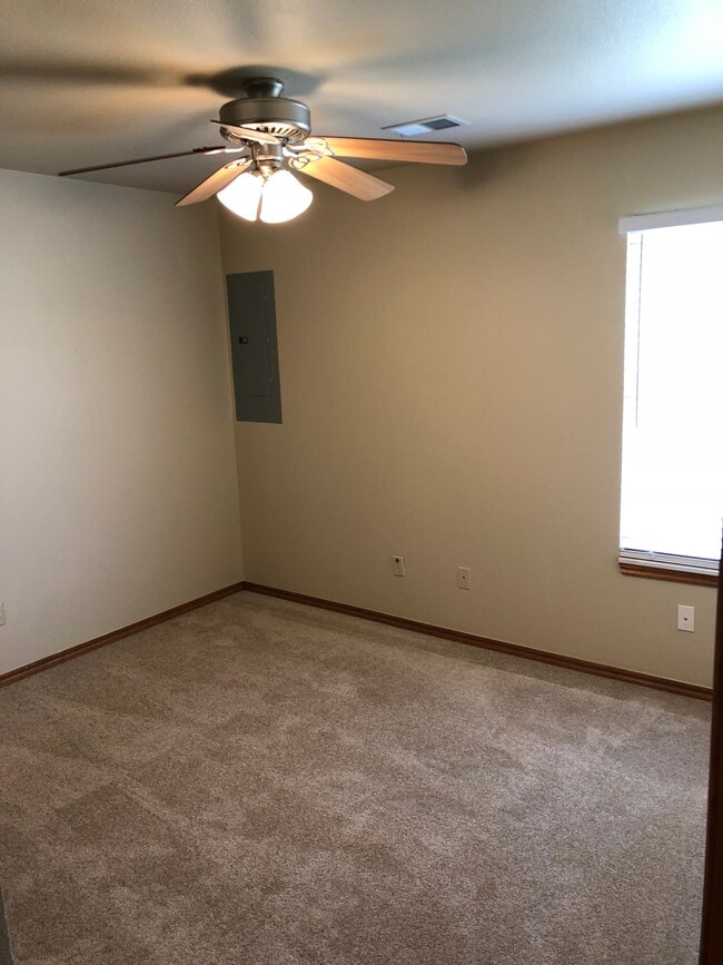 Building Photo - 1307 Commerce Dr