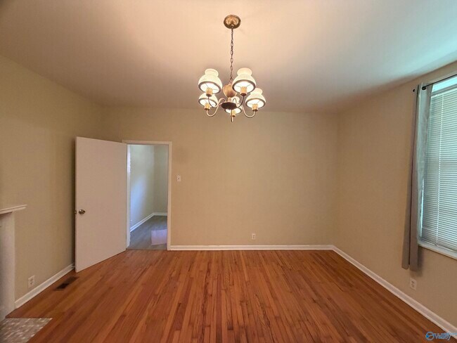 Foto del edificio - 1318 9th Ave SE