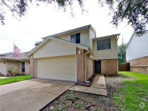Building Photo - 16815 Shrub Oak Dr