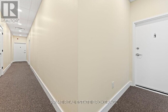 Building Photo - 408 Talbot St
