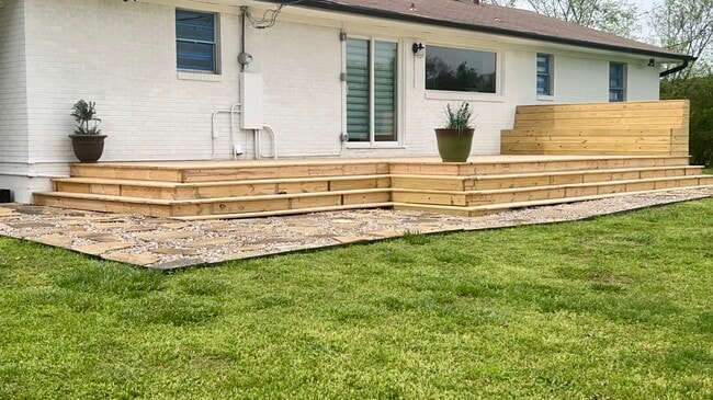 Building Photo - 572 Blacksnake Rd