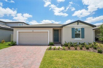 Building Photo - 3824 Giorgio Dr