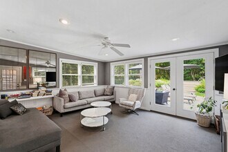 Building Photo - 14 Millstone Dr