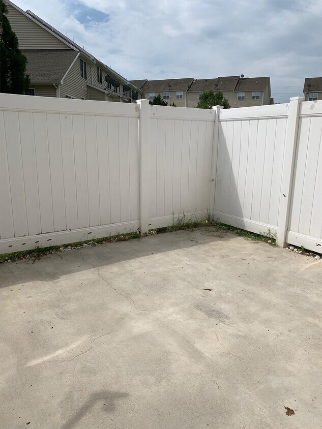 Foto principal - 155 Rowse Dr