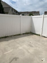 Building Photo - 155 Rowse Dr