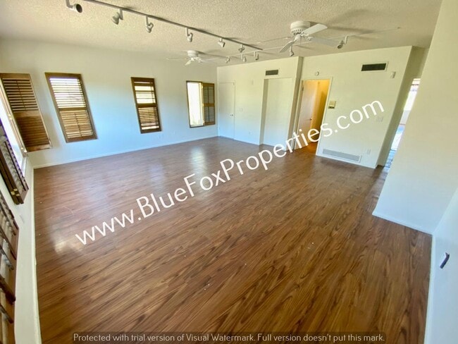 Building Photo - 4740 E Camino la Brinca