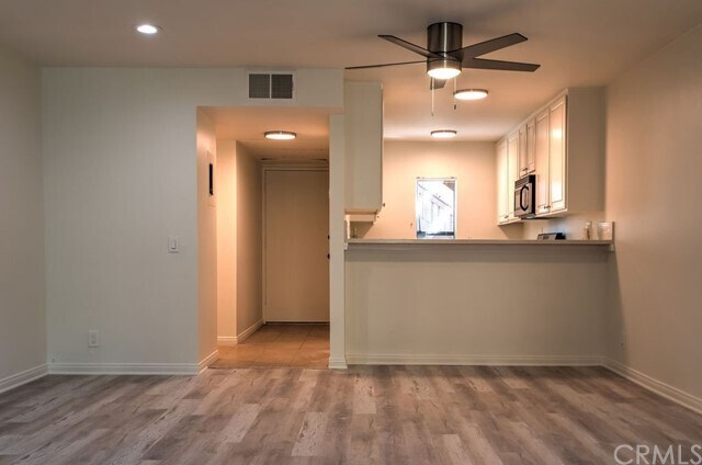 Building Photo - 106 Orange Blossom