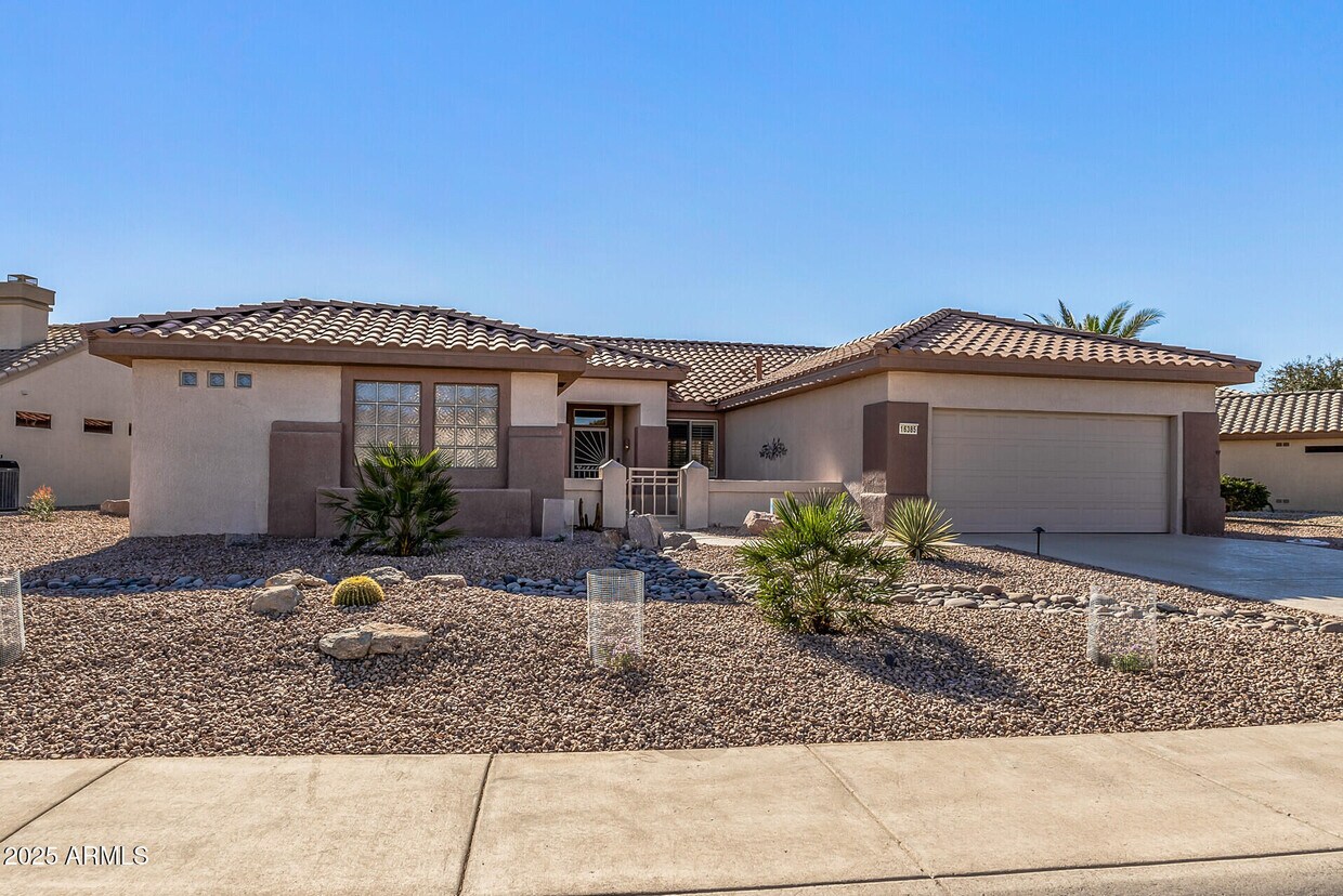 Foto principal - 16385 W Monteverde Ln
