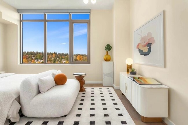 Building Photo - 10232 NE 10th St