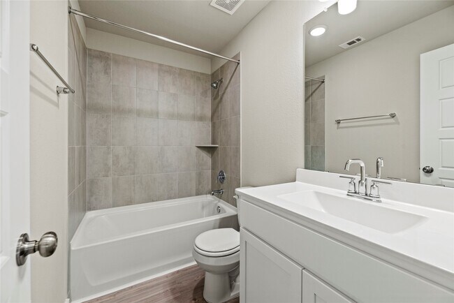 Foto del edificio - 21670 Sandy Dune Dr