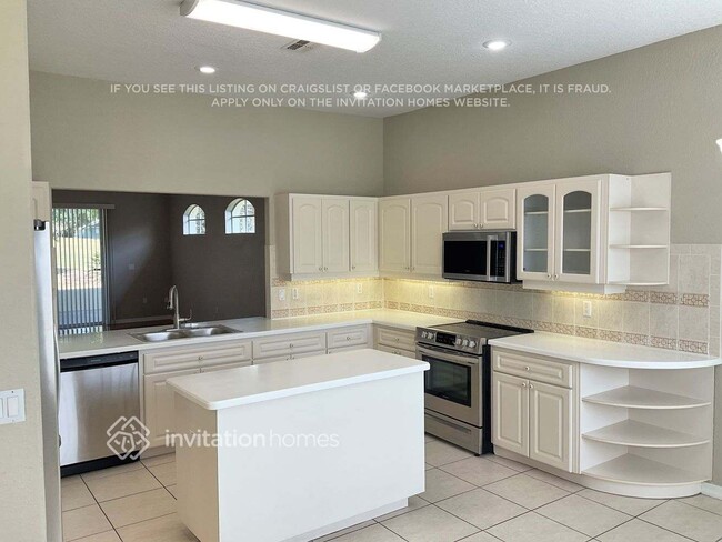 Building Photo - 12317 Woodlands Cir