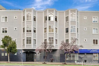 Building Photo - 195 7th St