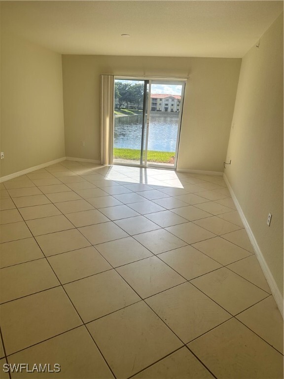 Building Photo - 8234 Key Royal Cir