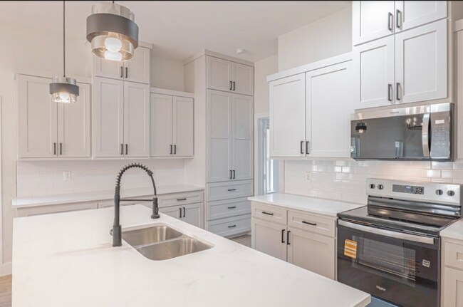 Foto del edificio - 13705 Biggs St