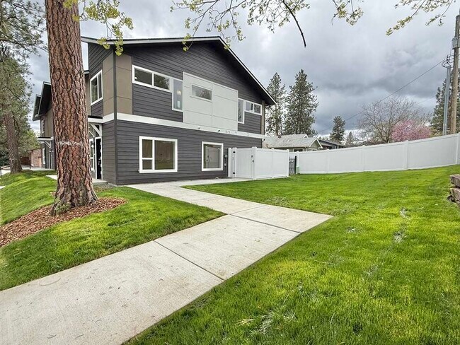 Foto del edificio - 3925 E 32nd Ave